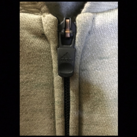 Adidas jacket - Picture 5 of 13